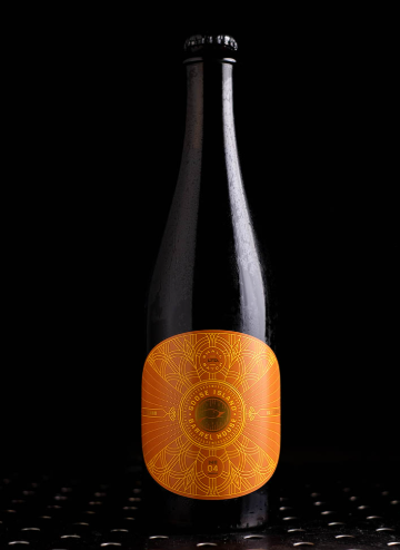 Small Batch No. 4: Two-year Applewood Wheatwine - Goose Island Beer Co. Wheat Beer - Wheat Wine 500ml - 1